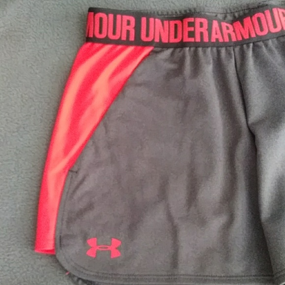 Underarmour Shorts - Picture 4 of 6